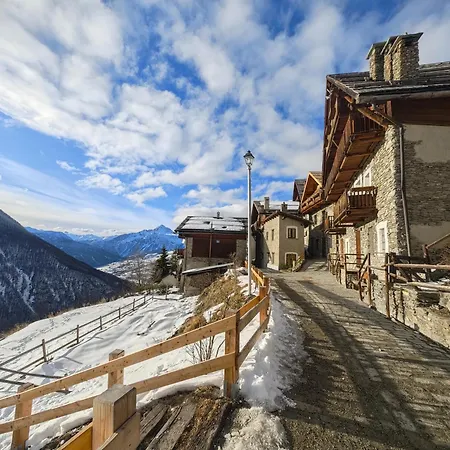 Hostdomus - Nest * Besse-Basso